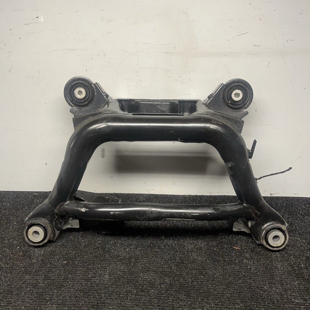 ☑️ 2003-2008 BMW E85 Z4 Convertible Rear Axle Subframe Crossmember Carrier OEM