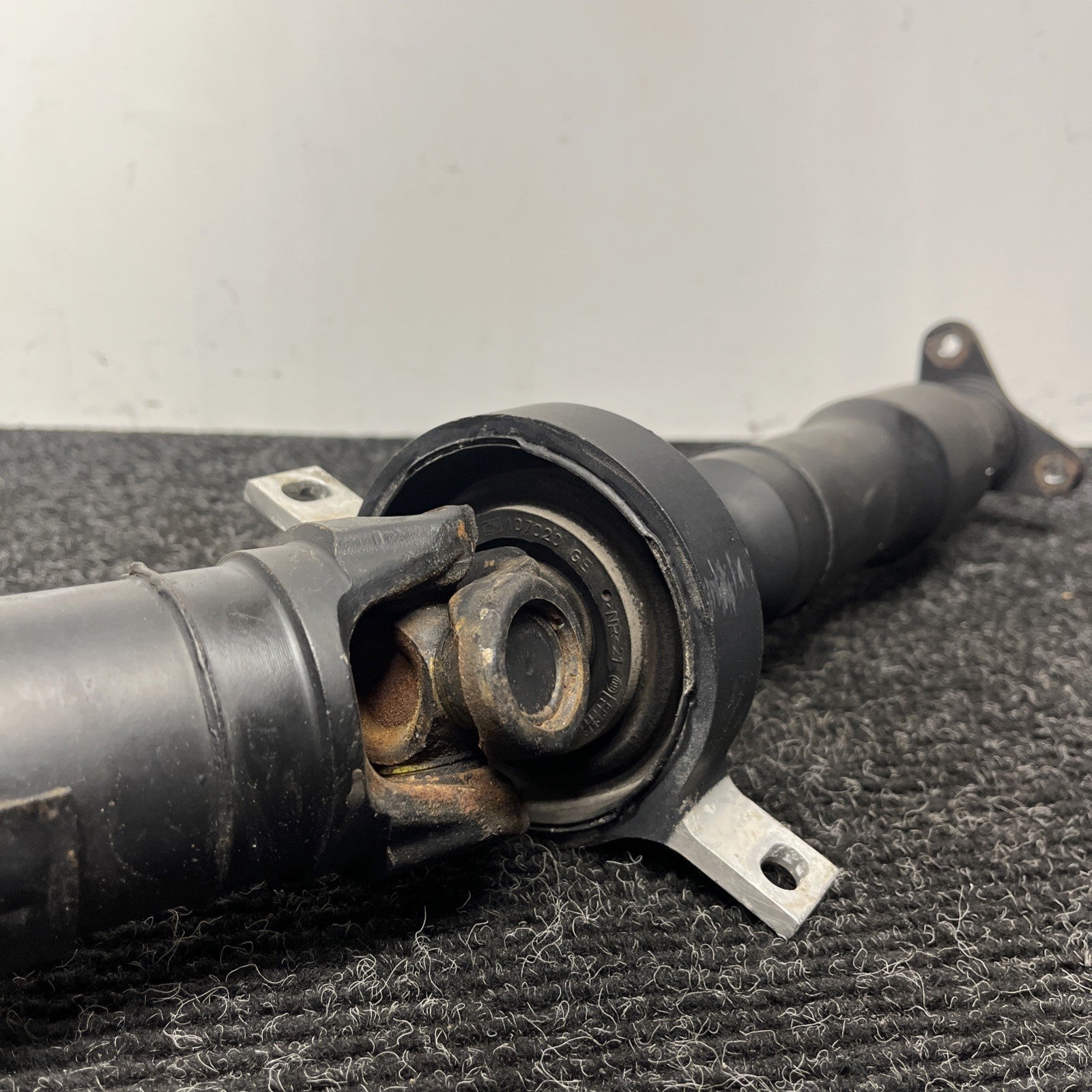 ☑️ 7-13 OEM BMW E90 E92 E93 Rear Driveshaft AT Transmission 757467901