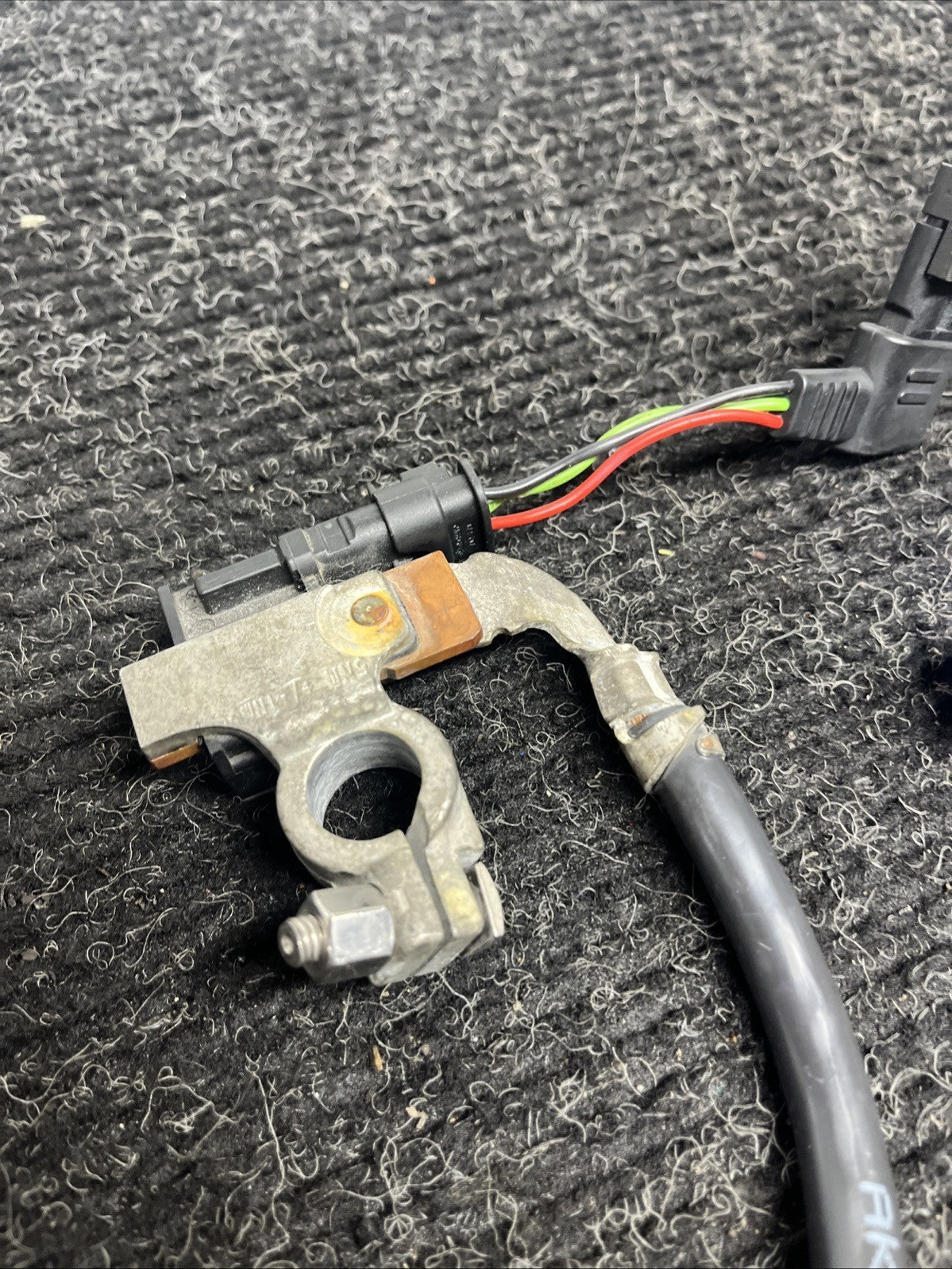 ☑️ BMW OEM E60 E61 E64 E70 545 535 550 M5 REAR TRUNK BATTERY NEGATIVE CABLE