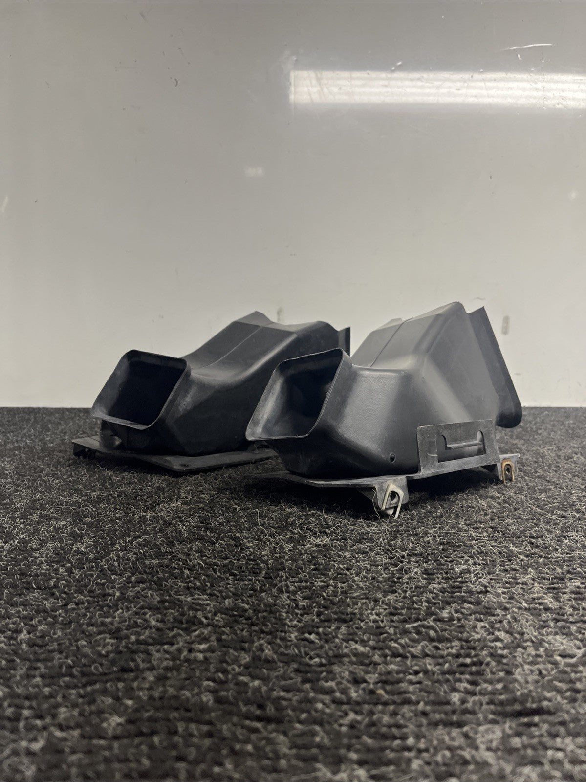 ☑️ 00-06 Genuine BMW 3 Series E46 Coupe Convertible M Sport Front Air Ducts PAIR