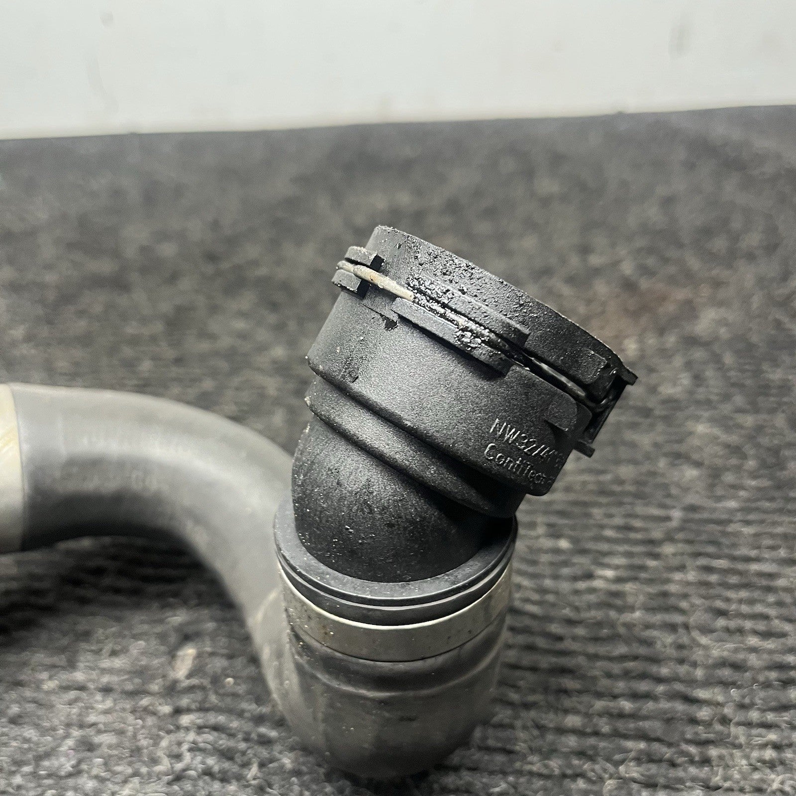 ☑️ 08-13 BMW E90 E82 Front Radiator Lower Coolant Inlet Hose Pipe 7532493 OEM