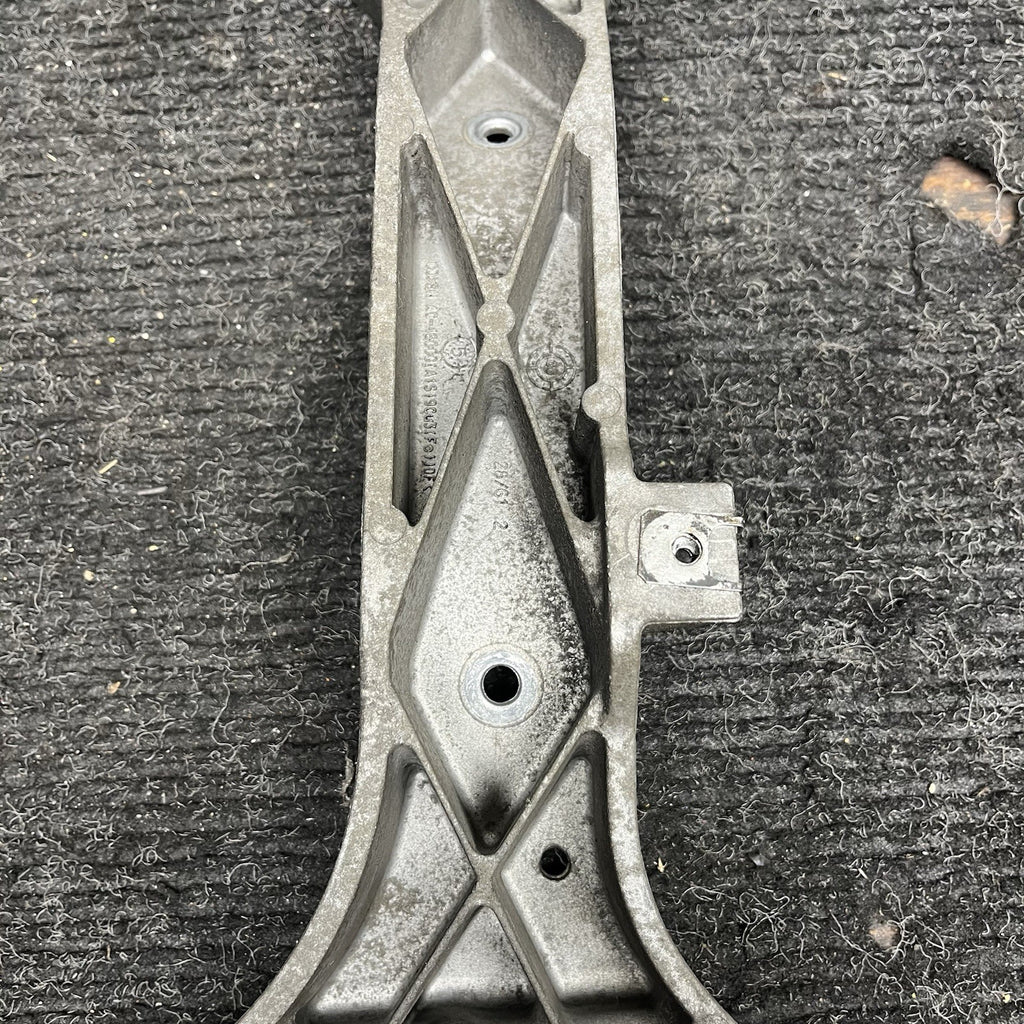 ☑️ BMW E88 E82 E90 E92 135i 335i M/T Transmission Gearbox Support Bracket OEM