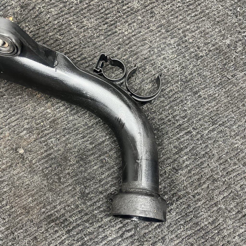 ☑️ BMW E90 335xi Air Intake Pipe Duct Induction Tube Front Engine N54 OEM