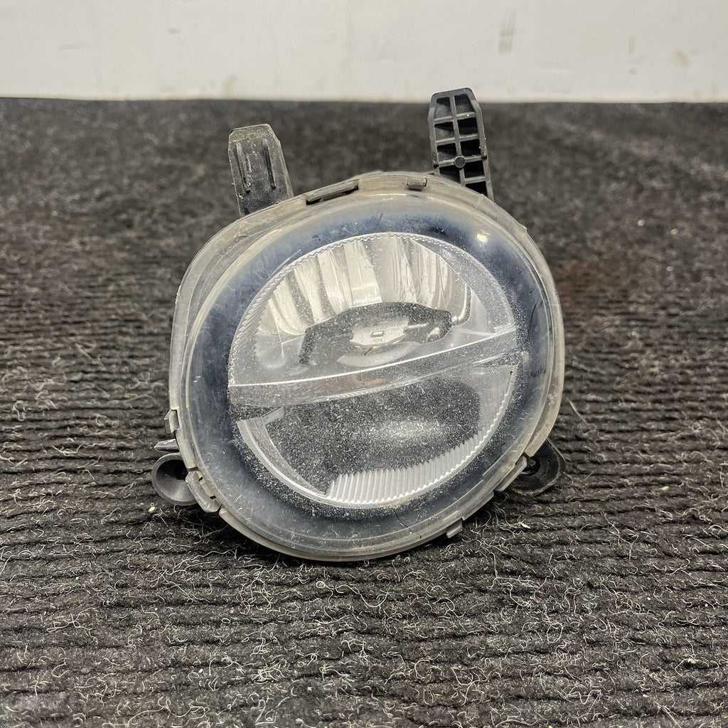 ☑️ 2016-2018 BMW F30 3-Series Front Right Side Bumper Fog Light Lamp 7315560 OEM