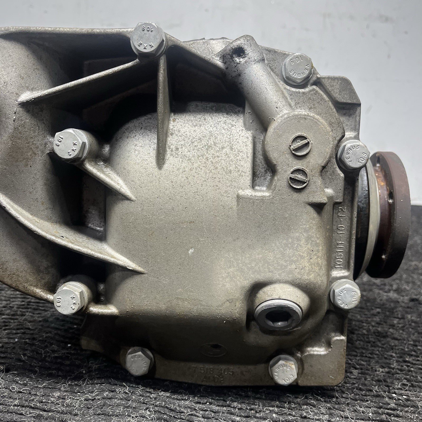 ☑️ 2007-2013 BMW 328i Rear Differential Carrier 3.73 Ratio 33107566179 OEM