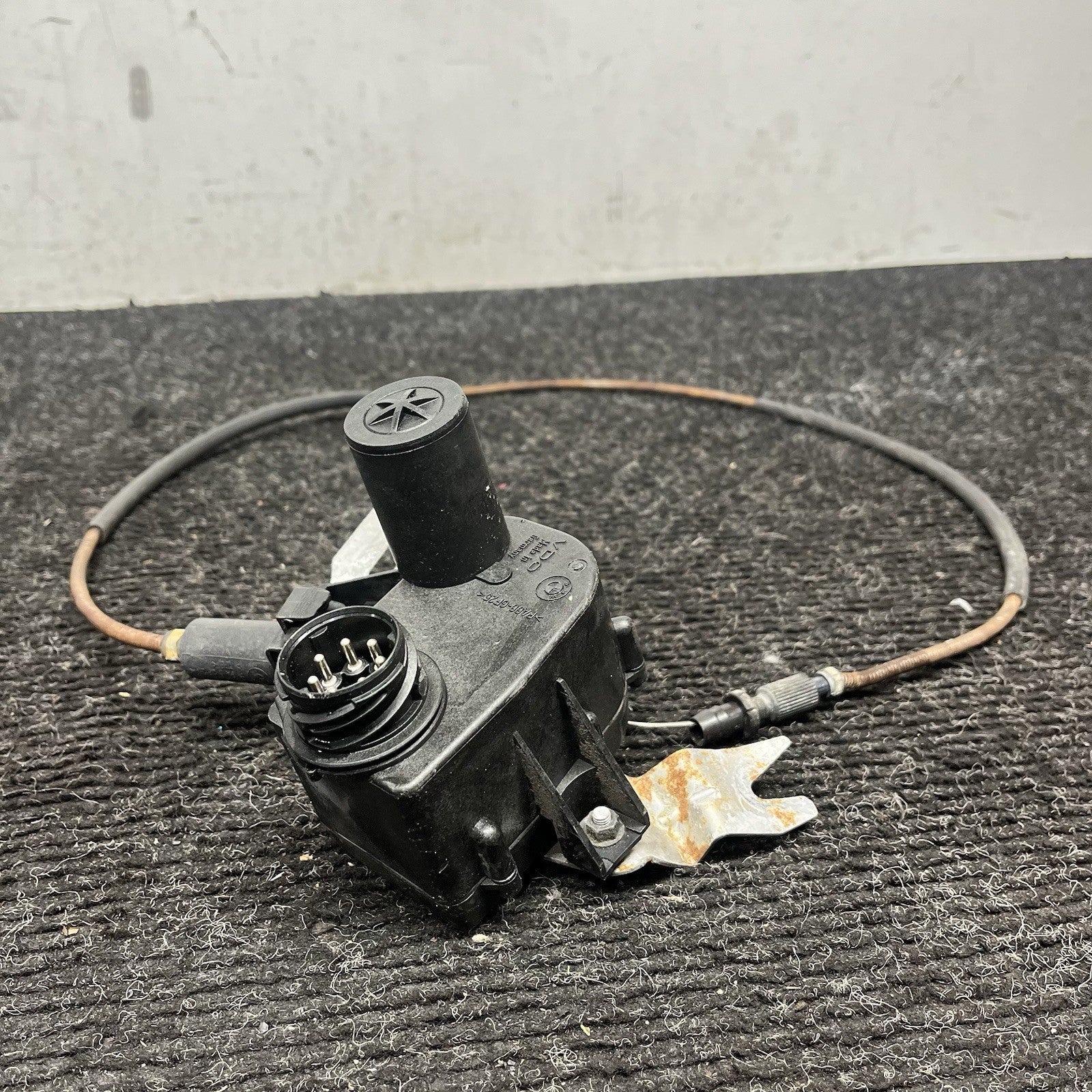 ☑️ 95-99 BMW E36 328ic 3-SERIES CRUISE CONTROL ACTUATOR MOTOR 8360043 OEM
