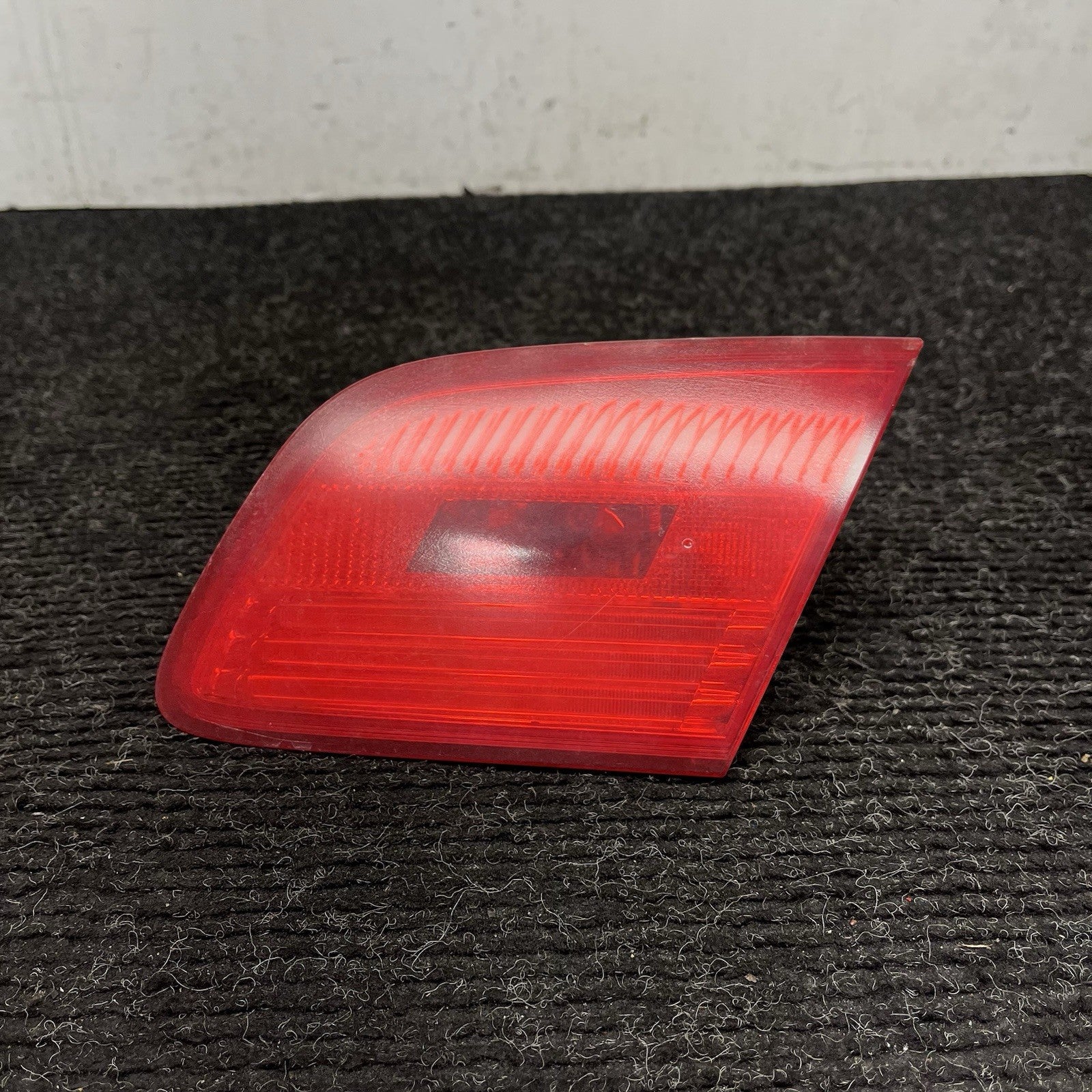 ☑️ 2007-2010 BMW E92 328i 335i COUPE INNER PASSENGER RH TAIL LIGHT PRE-LCI OEM