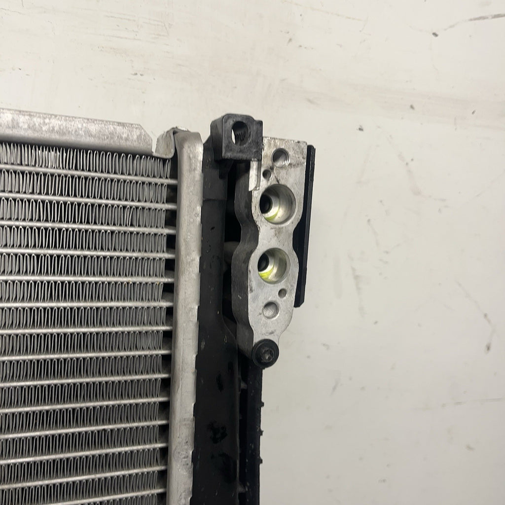 ☑️ BMW 330i 325i 323i E46 Engine Cooling Radiator 3.0L 6 Cylinder Fits 2001-2006