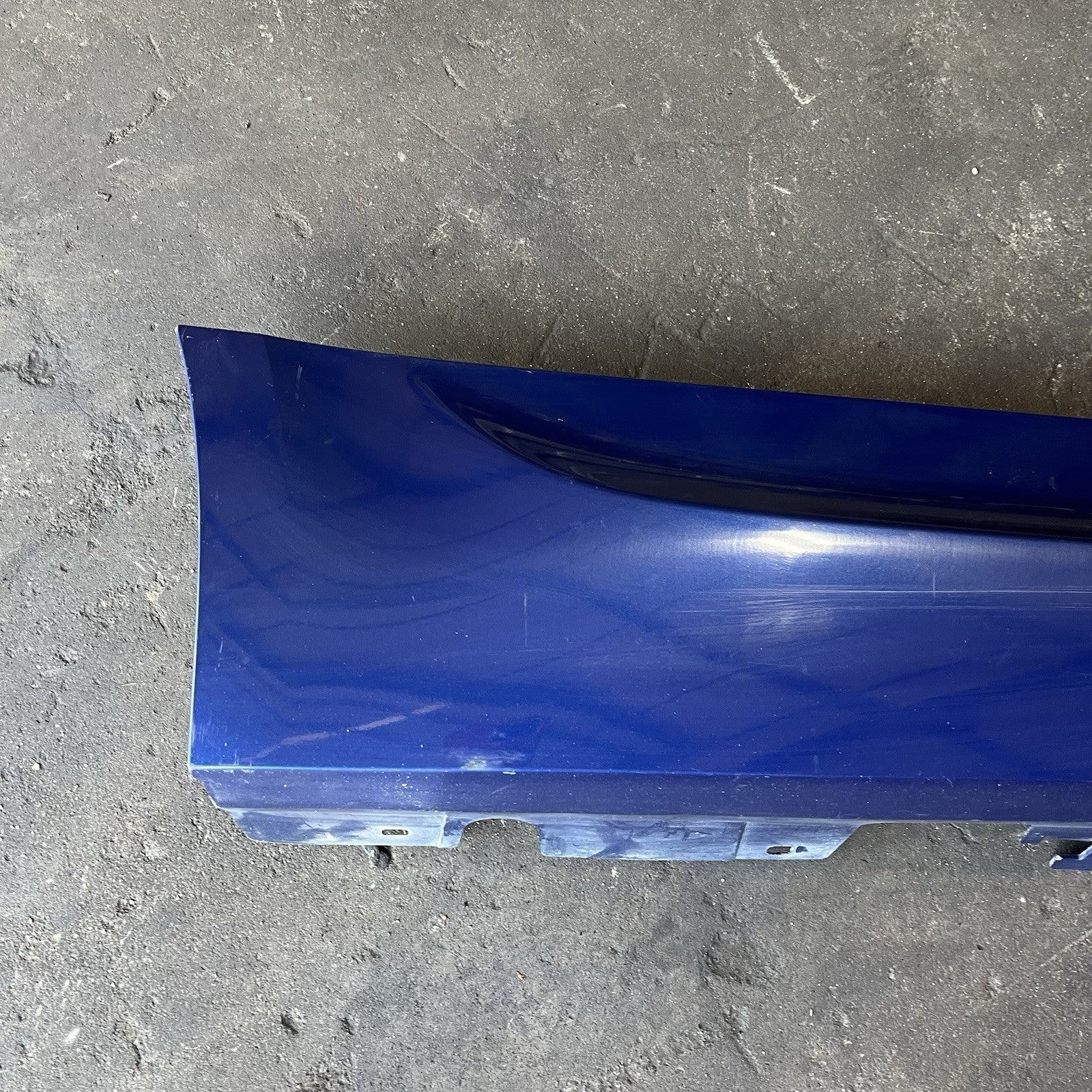 ☑️ 07-13 OEM BMW E92 E93 328 335 Passenger Side Skirt Rocker Panel Lemans Blue