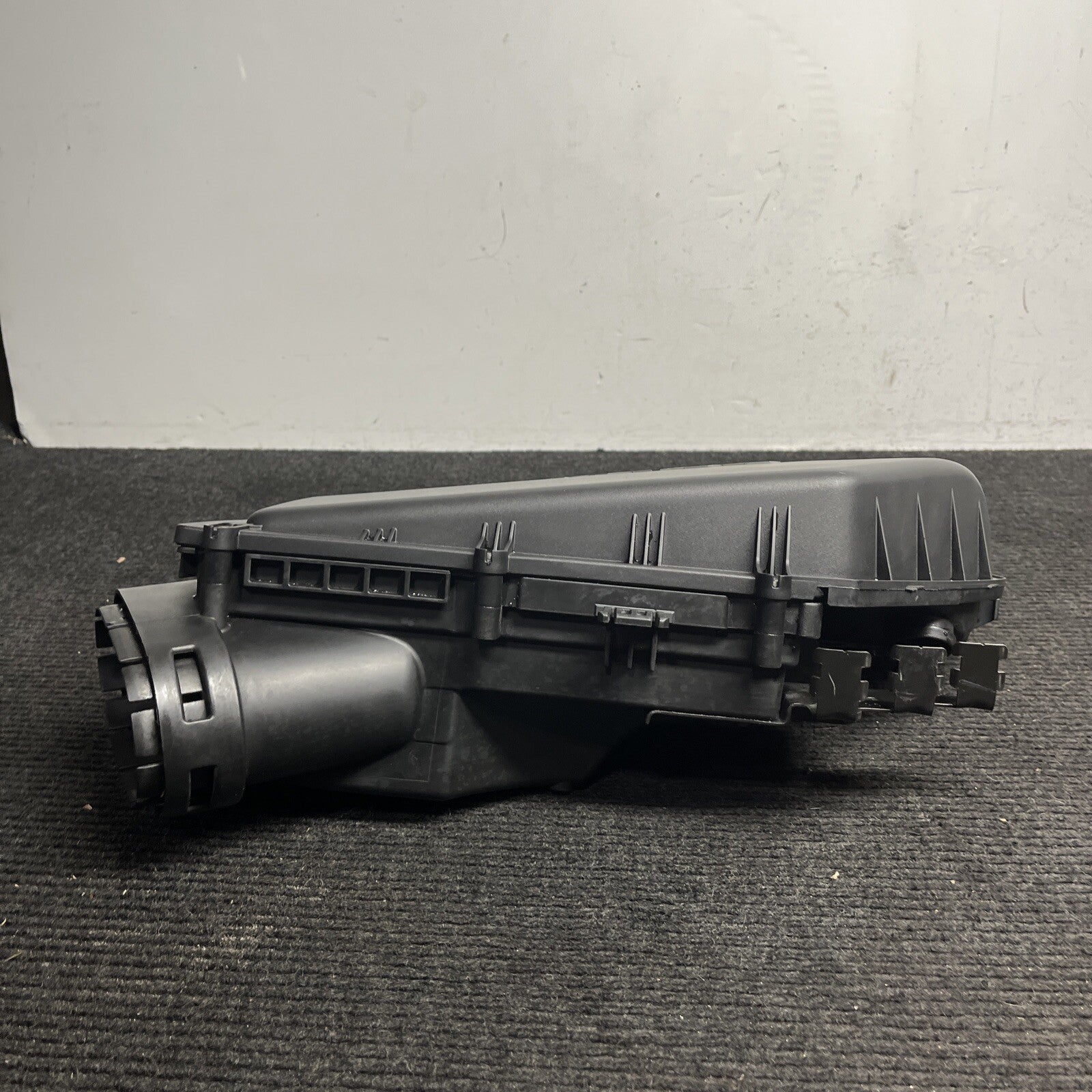 ☑️ 09-15 BMW 740i 740Li 750i 750Li F01 Air Cleaner Housing Filter Box Intake Oem