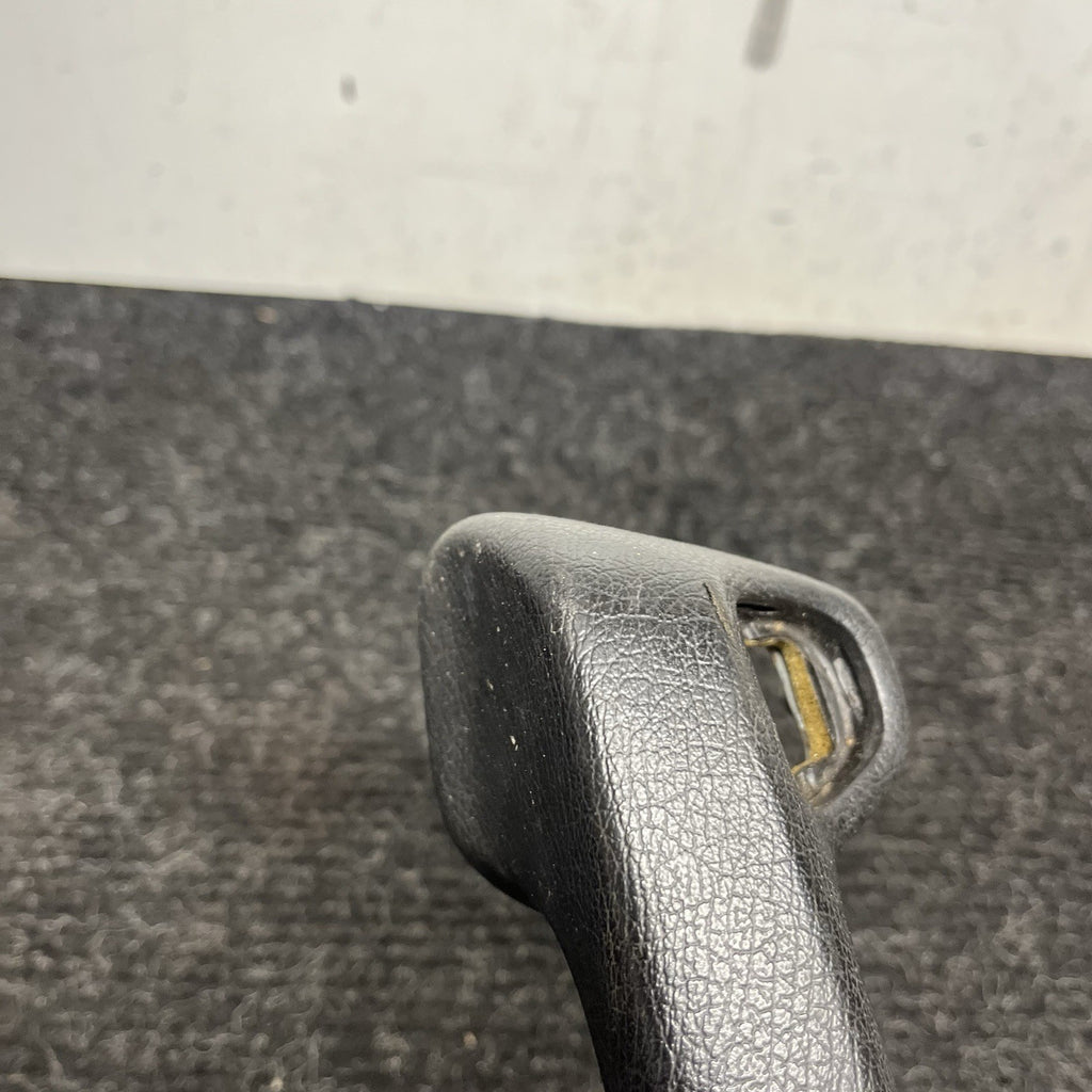 ☑️ BMW E30 3-Series M3 Front Door Armrest Right Passenger Schwarz 1884364