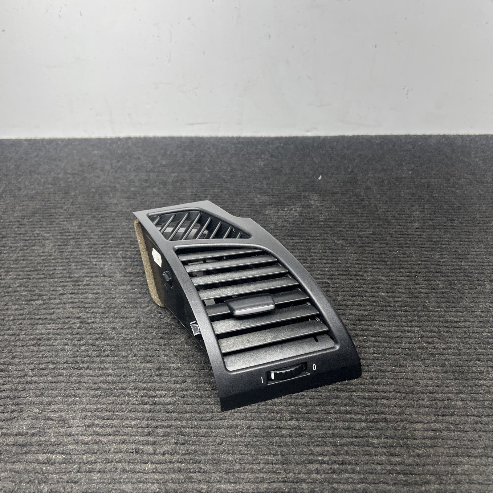 ☑️ 08-13 OEM BMW E82 E88 135 128 Coupe Dash Right Passenger Side Air Vent