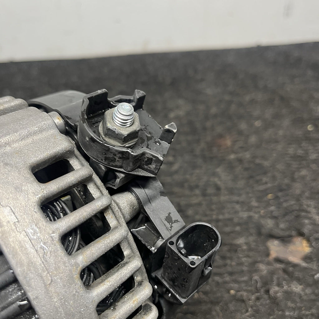 ☑️ BMW E82 E88 E90 E92 E93 335 N54 Charging Alternator Generator 180A BOSCH