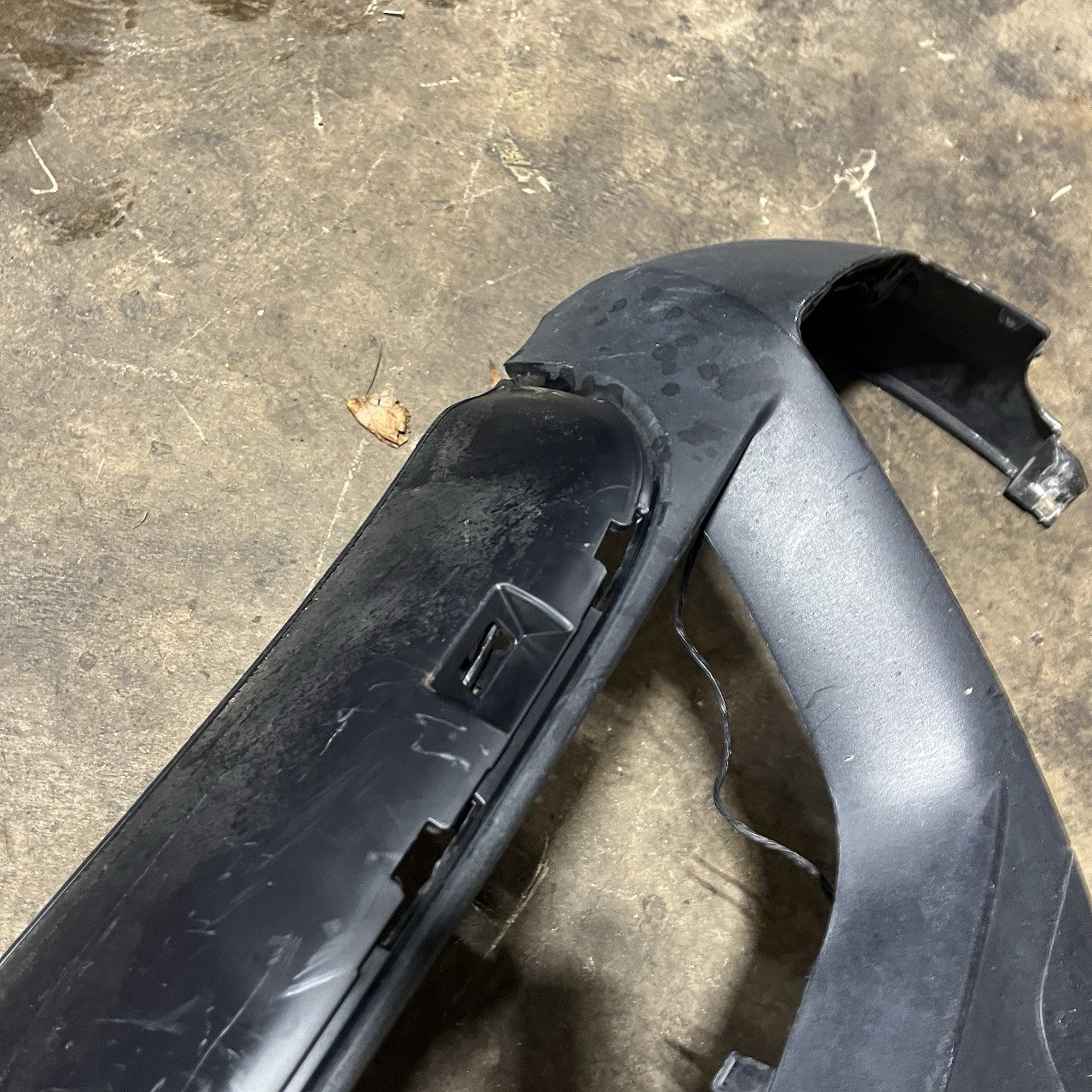☑️ 2009-2013 BMW X5 - Front Lower Bumper Valance 7222371
