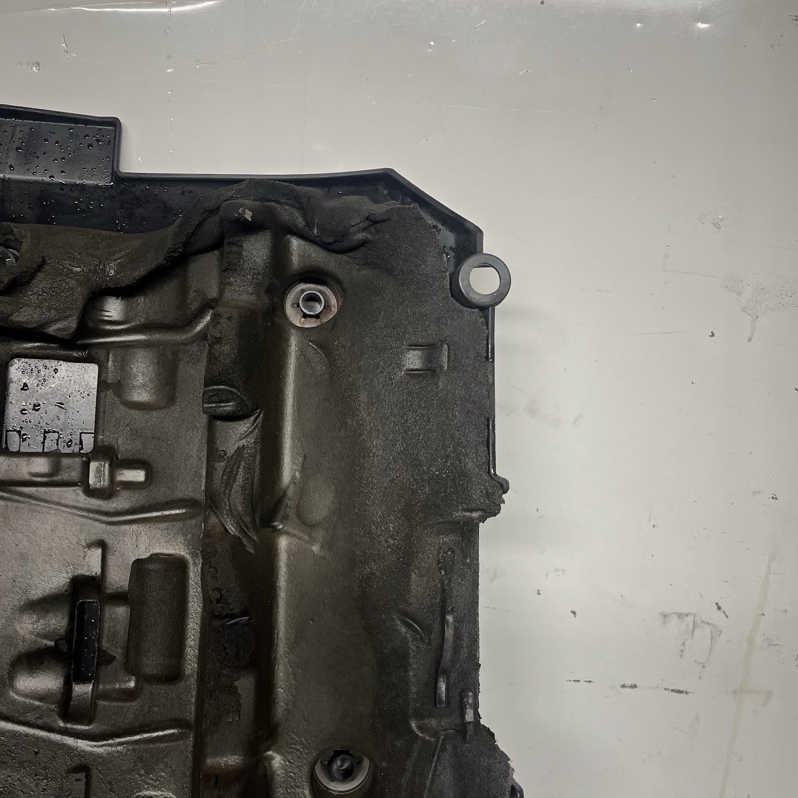 ☑️ OEM BMW E88 E90 E92 E93 Engine Cover N54 Head Cylinder Ignition Coil Covering