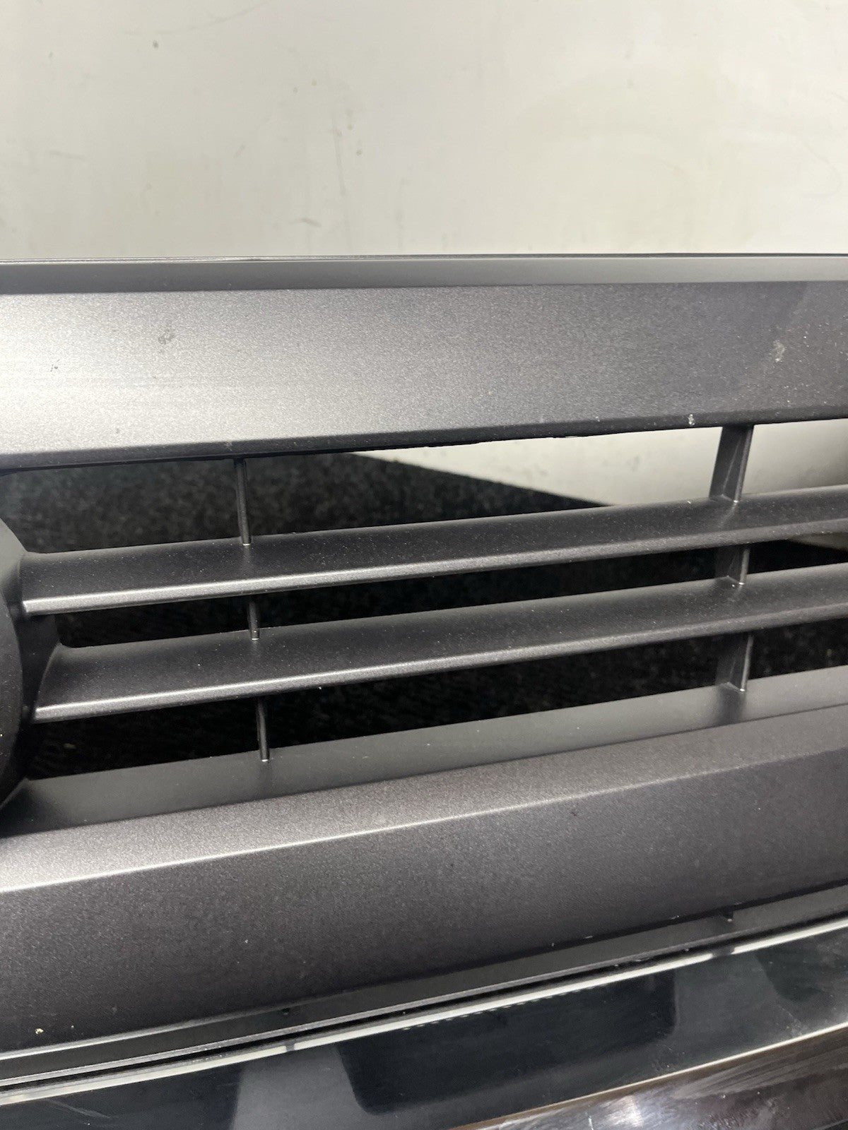 ☑️ 2014 2015 2016 2017 TOYOTA TUNDRA FRONT UPPER GRILL/GRILLE OEM