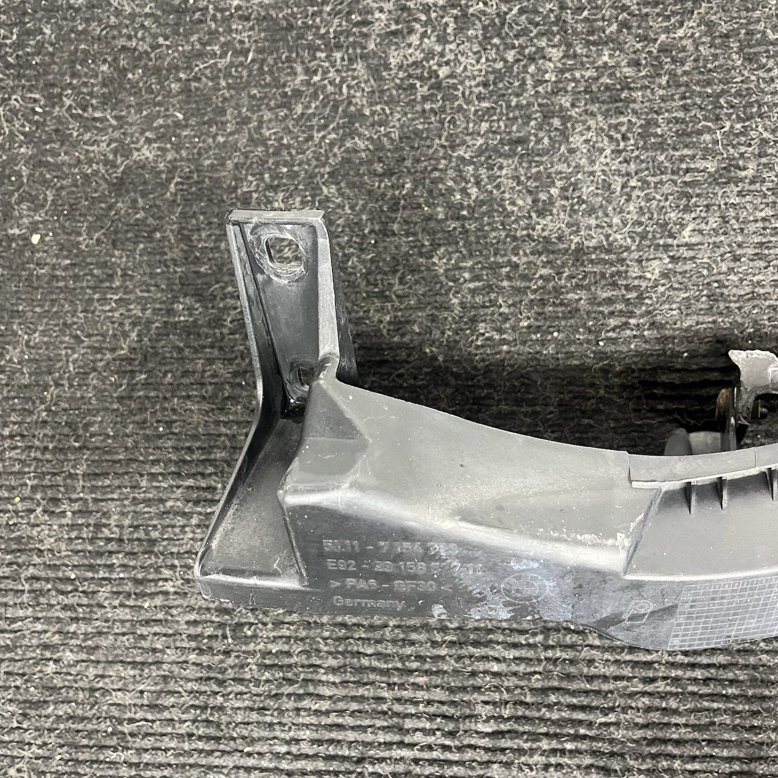 ☑️ 07-10 OEM BMW E92 E93 328 335 Left Driver Headlight Bracket Carrier Mount