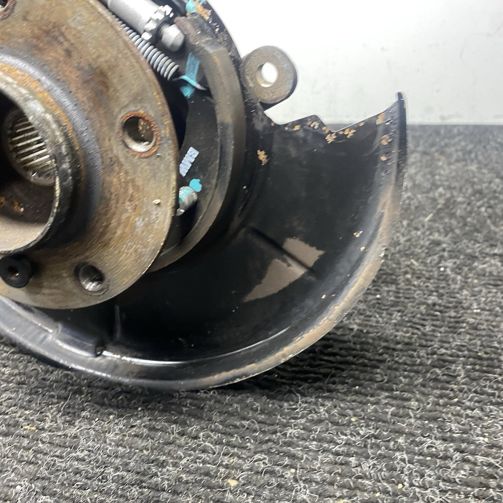 ☑️ 03-08 BMW E85 E86 Z4 Rear Left Driver Side Spindle Knuckle Hub w/ Shield OEM