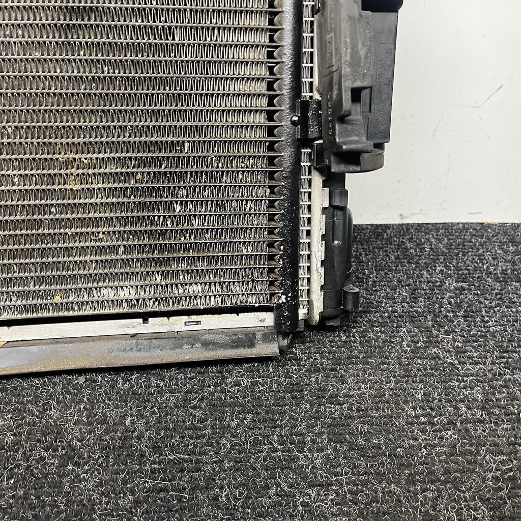 ☑️ BMW 330i 325i 323i E46 Engine Cooling Radiator 3.0L 6 Cylinder Fits 2001-2006