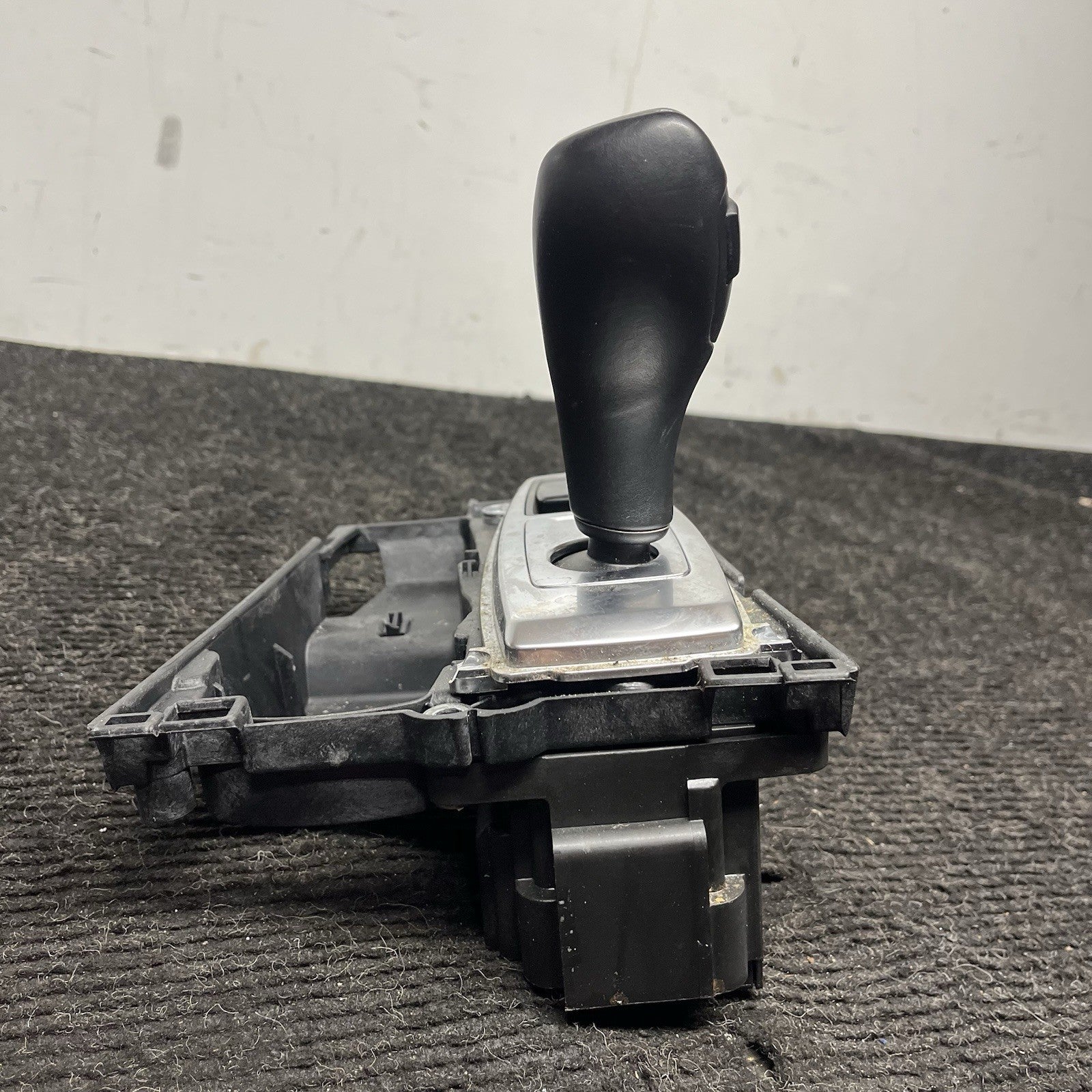 ☑️ 2007 - 2013 BMW X5 E70 Shift Shifter Selector Gear W/ Bezel  OEM AC5209 DG