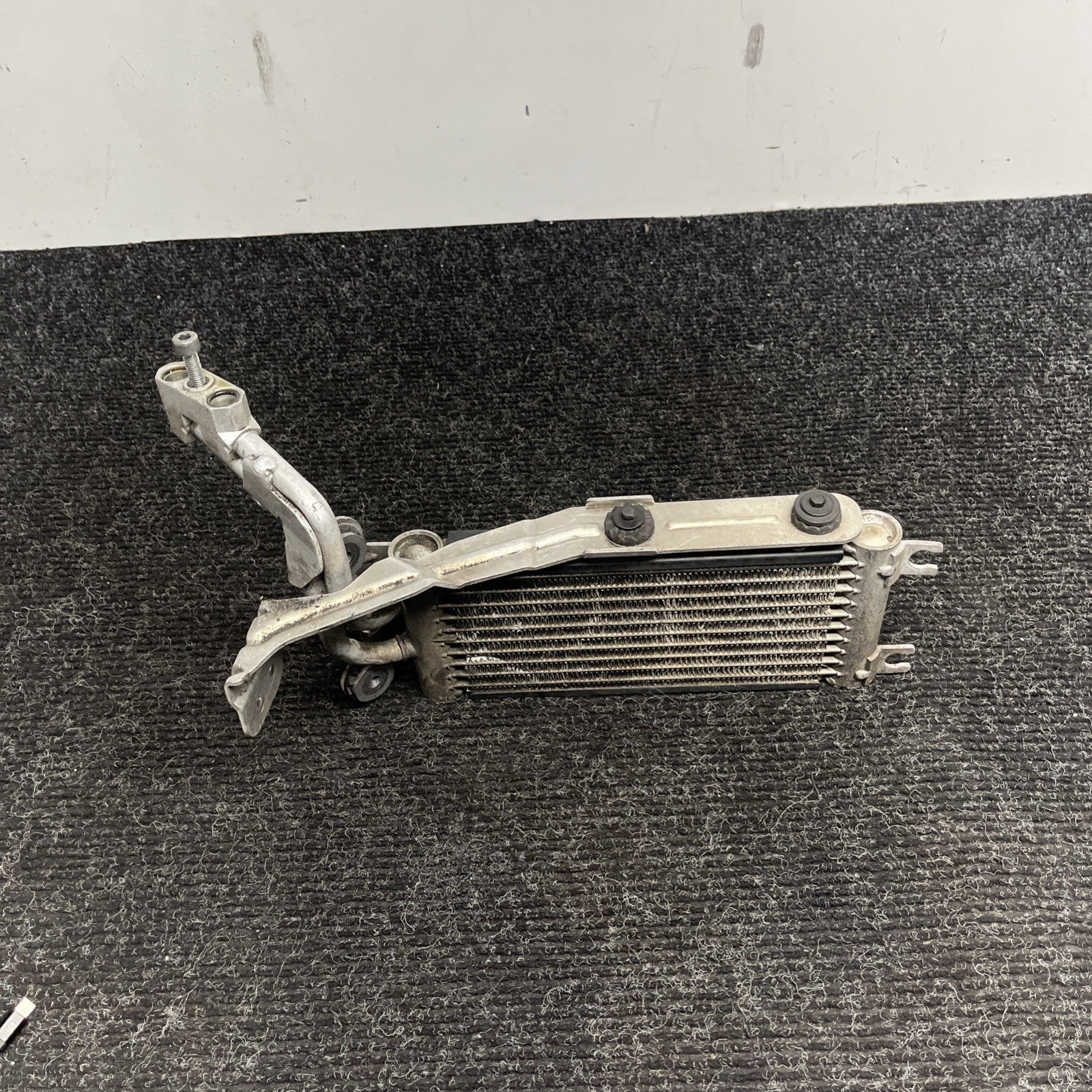 ☑️ 07-15 BMW OEM E90 E92 X1 S65 N54 N55 Right Engine Oil Cooler Radiator
