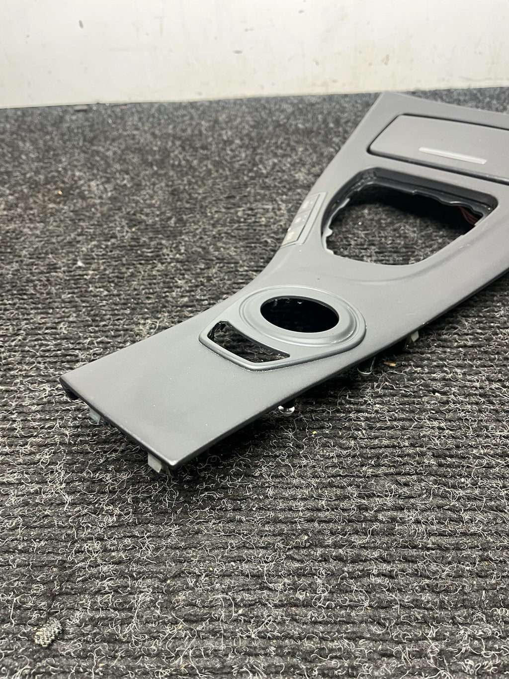 ☑️ 2009-2013 BMW E90 E92 M3 MANUAL CCC Leather Center Console Trim OEM 7903962