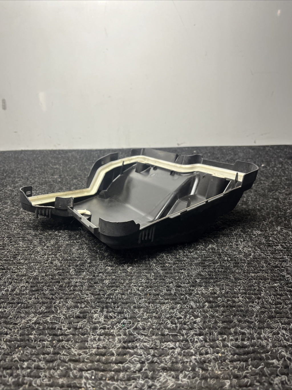 ☑️ BMW E70 E71 X5 X6 Electronics Fuse Box Cover Panel Unit OEM