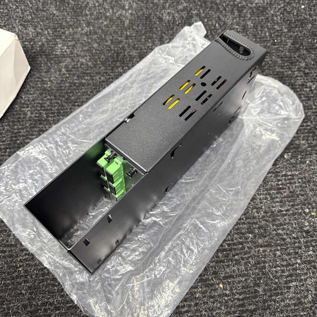 Lynn Electronics 2 LGX 2 Slot Wall Mount Patch Panel - FPP-02-W-18