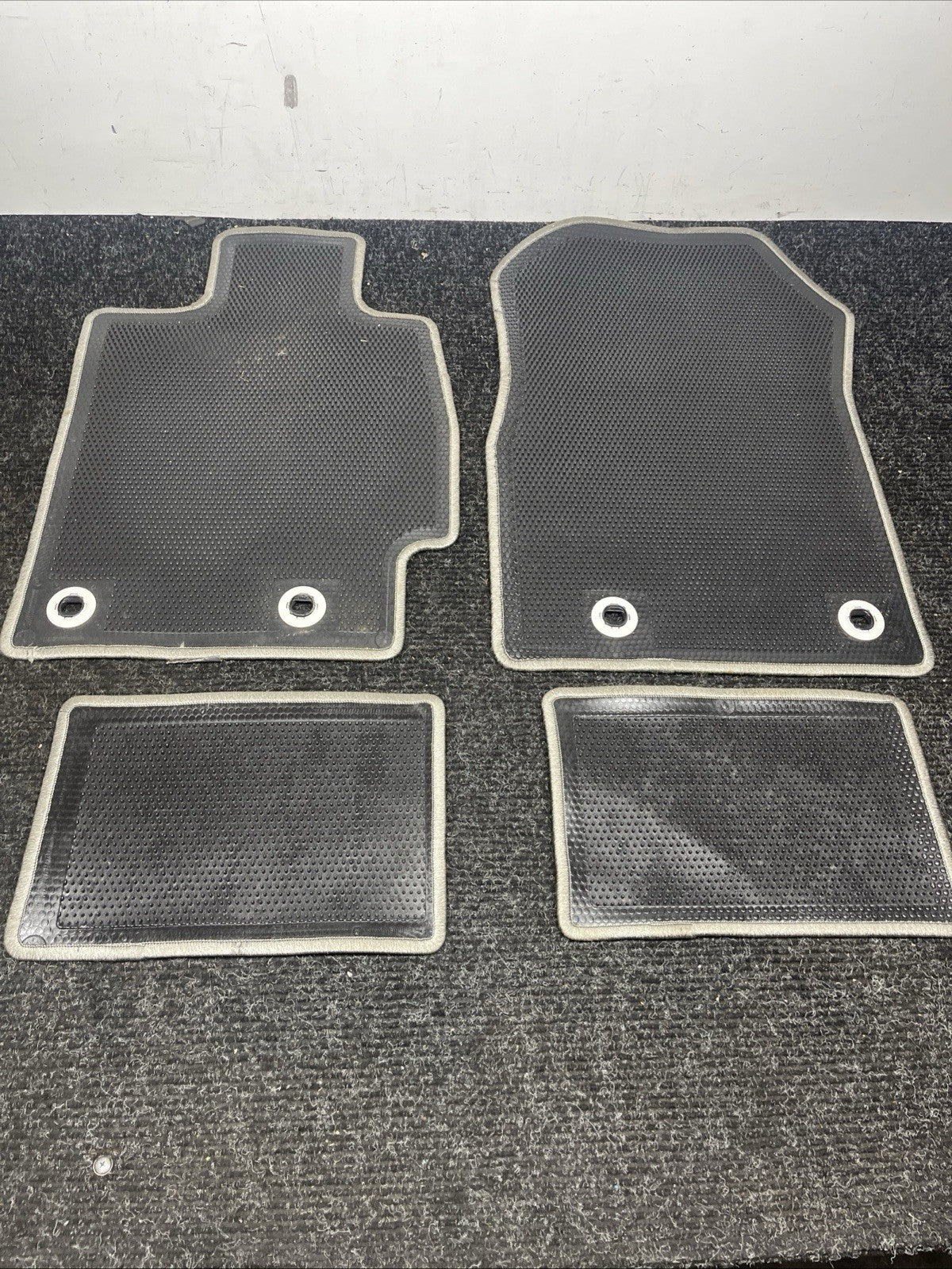 ☑️ Subaru BRZ Front And Rear Complete Floor Mat Set OEM