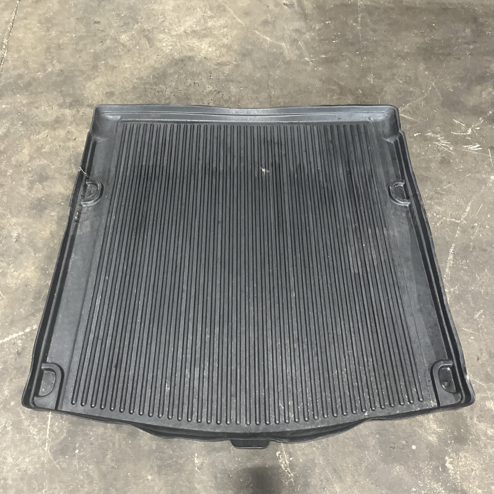 ☑️ OEM 2009-2017 Audi A8 All Weather Cargo Mat Trunk Liner Tray 4H0061180