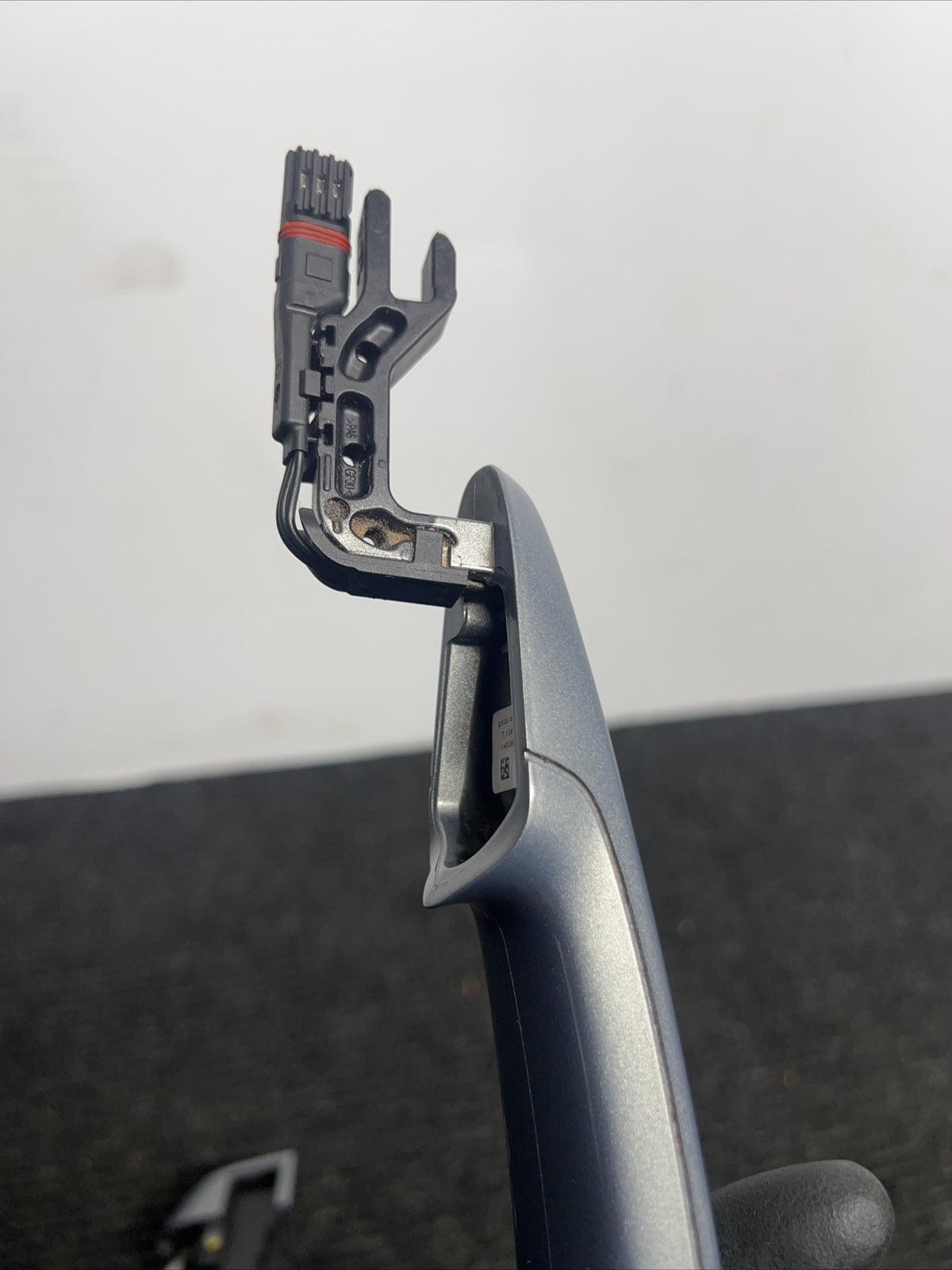 BMW 335i E92 Right Passenger Door Handle OEM A34 Comfort Access