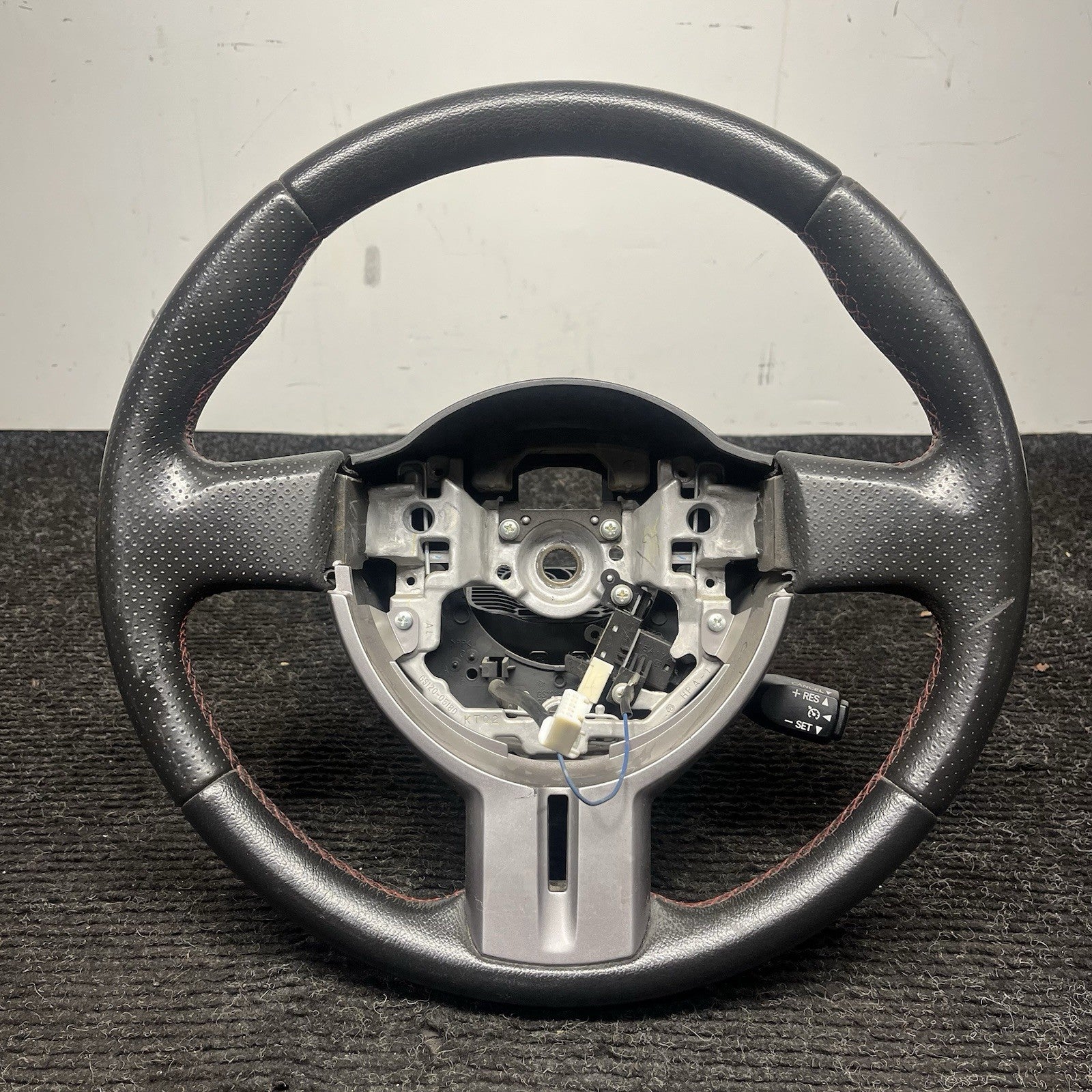 ☑️ 2013-2016 SCION FRS BRZ M/T MANUAL STEERING WHEEL OEM
