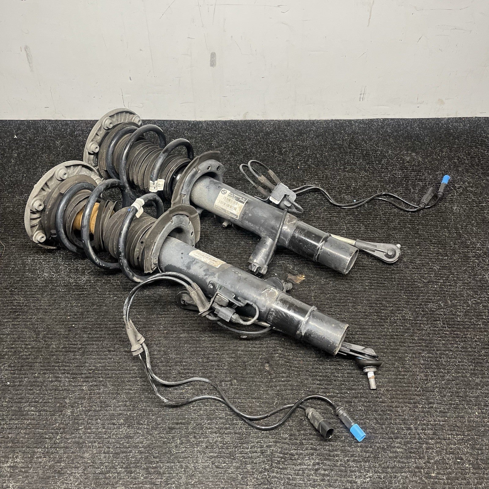 ☑️ OEM BMW F22 M235i M240i Front Spring Strut Shock Absorber Pair VDC