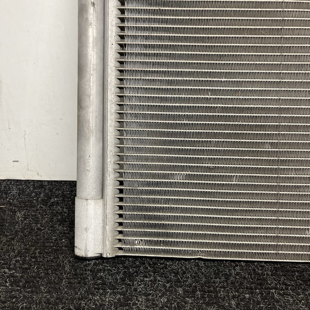 ☑️ 10-13 BMW X5 E70 AC Condenser Radiator OEM