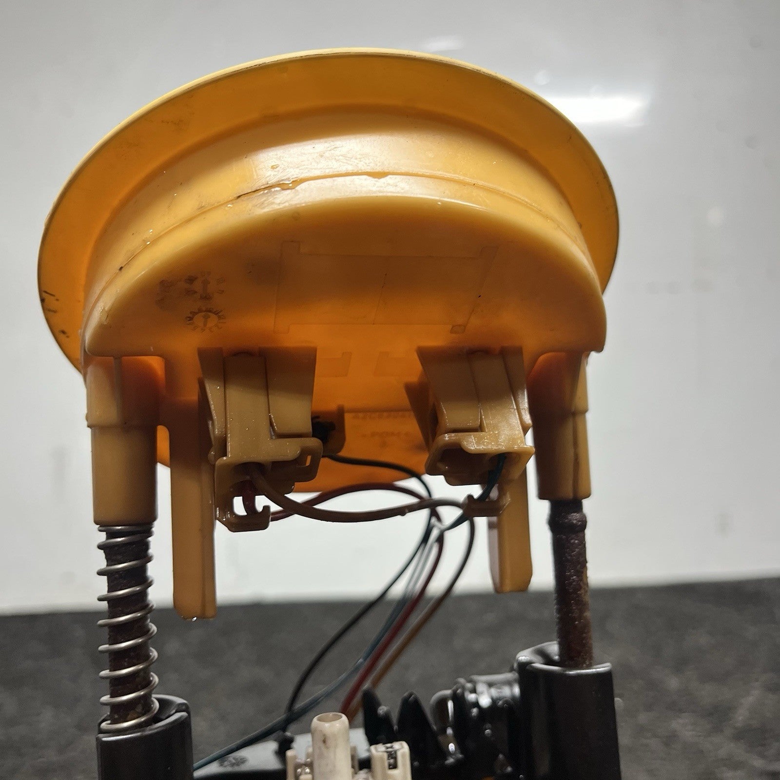 ☑️ BMW E81 E87 E90 E91 E92 E93 135d 335d Diesel In Tank Fuel Pump Unit Right OEM
