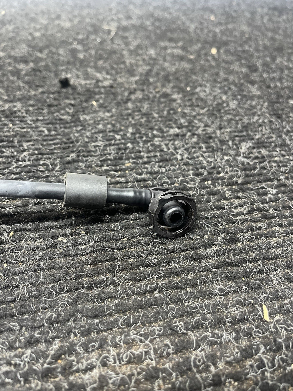 ☑️ 08-13 OEM BMW E90 E92 E93 M3 S65 Engine Coolant Reservoir Vent Pipe