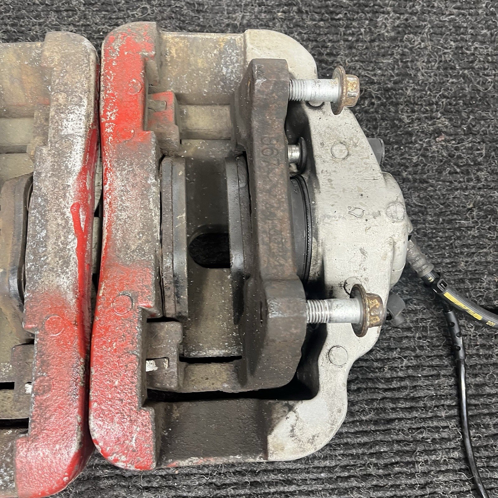☑️ 06-11 E90 E91 E92 E93 E84 335 Z4 BMW 335i Front Brake Caliper Set OEM