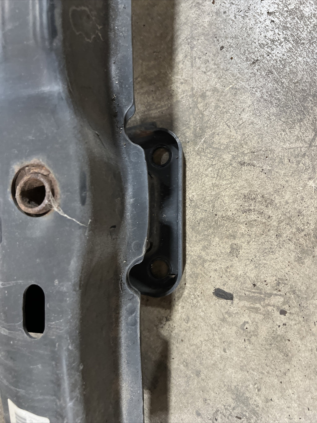 2007 BMW 335i 335xi E90 Rear Bumper Reinforcement Carrier OEM 51127157118