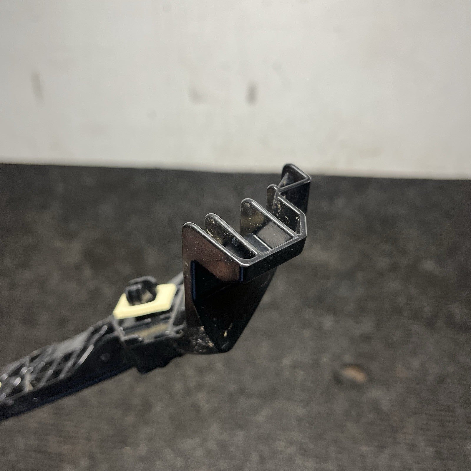 ☑️ 2022-2026 TOYOTA GR86 REAR RIGHT BUMPER SUPPORT BRACKET OEM