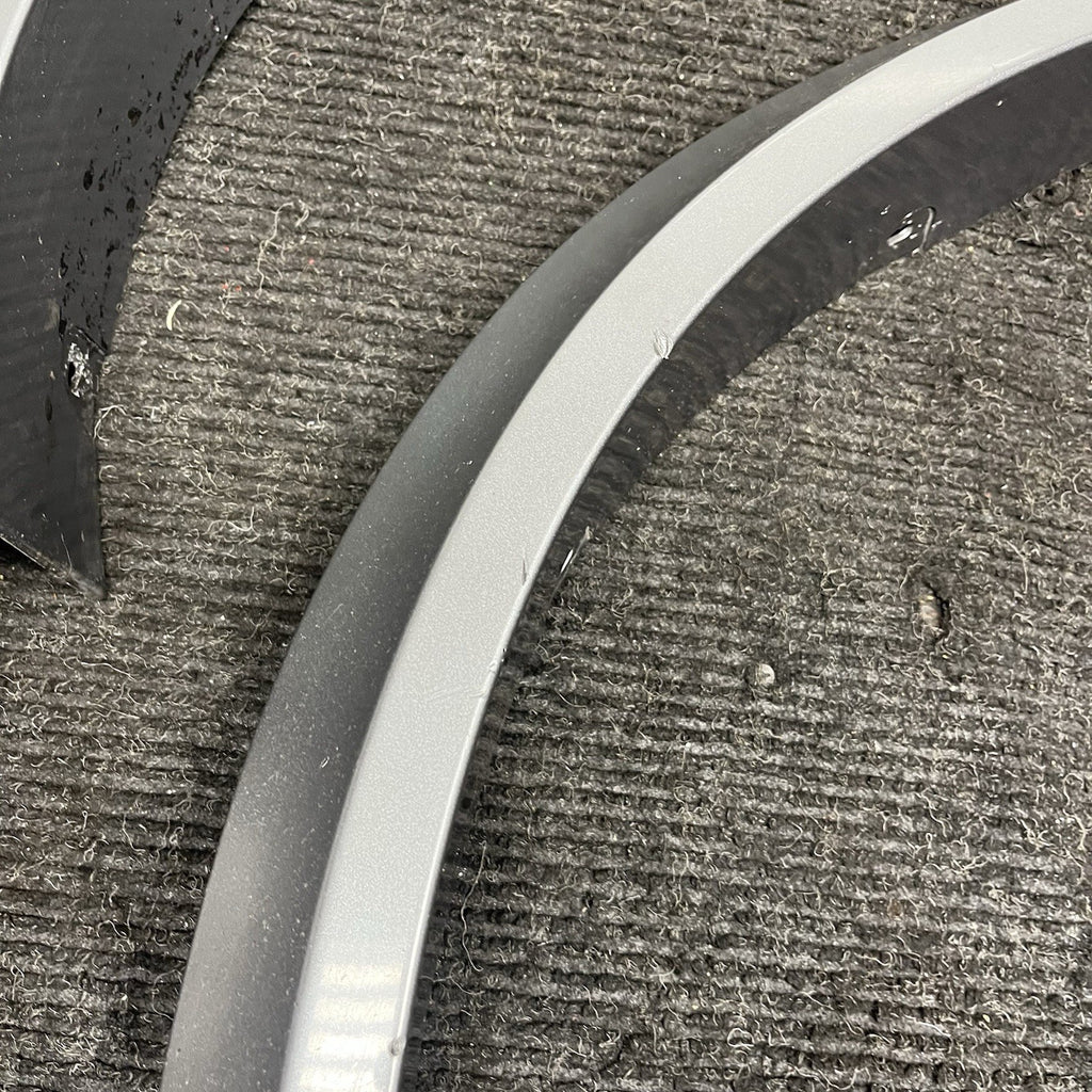 ☑️ 2010-2013 BMW E70 X5 M Sport Rear Pair Fender Panel Wheel Arch Molding OEM