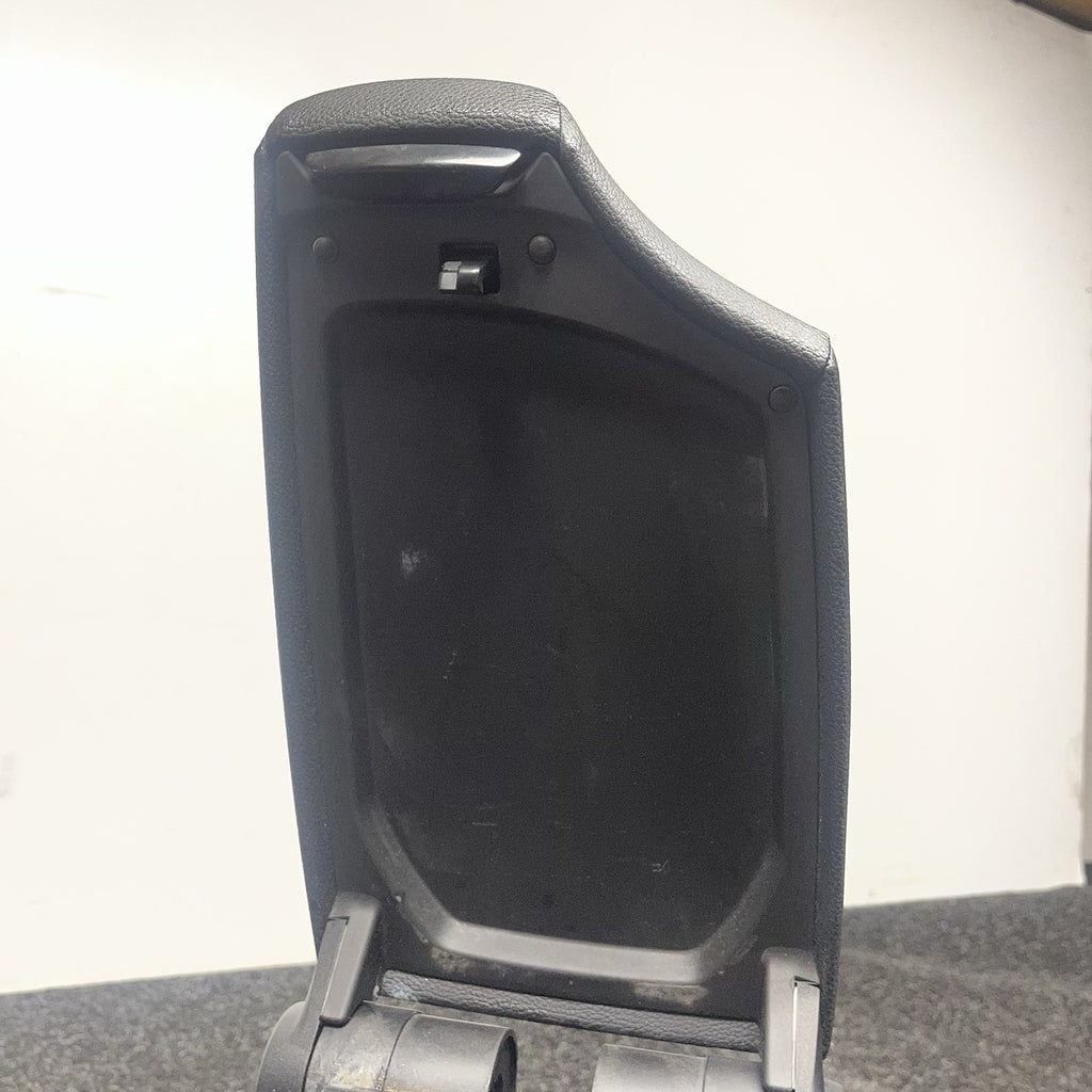 08-13 BMW E82 128i 135i Center Console Armrest Tray Lid BLACK Leather 9110501-08