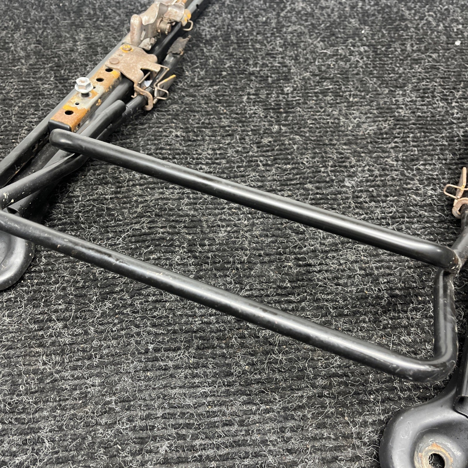 ☑️ 17-20 SUBARU BRZ TOYOTA 86 FRONT RIGHT PASSENGER SEAT TRACK FRAME RAIL OEM