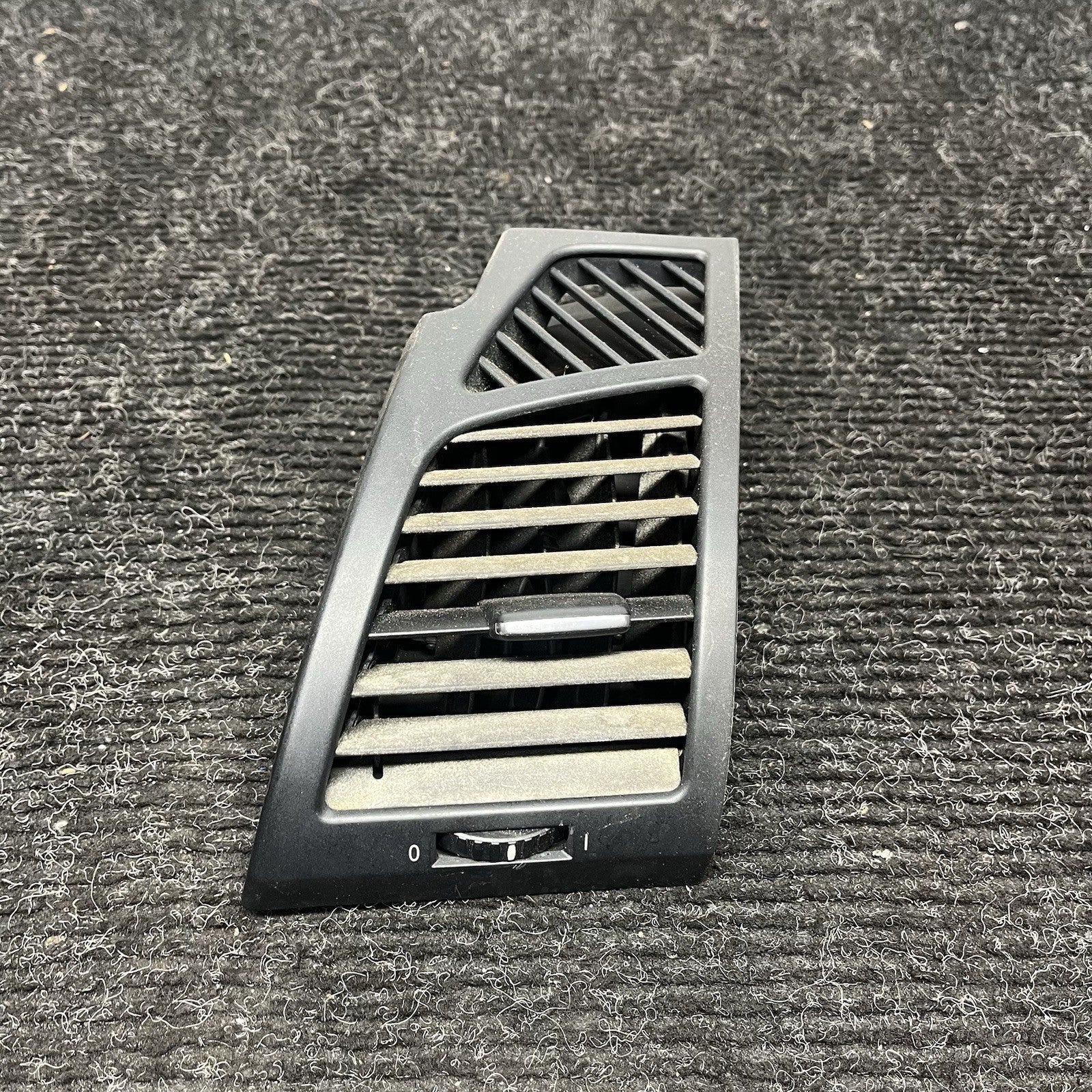 ☑️ 2008-2013 OEM BMW E82 E88 135 128 Coupe Dash Left Driver Side Air Vent Grille