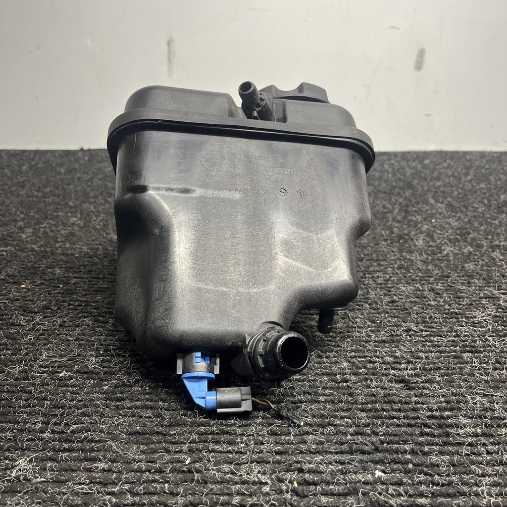 ☑️ 11-13 BMW E88 E90 E92 1/3 Series Engine Radiator Coolant Tank Reservoir OEM