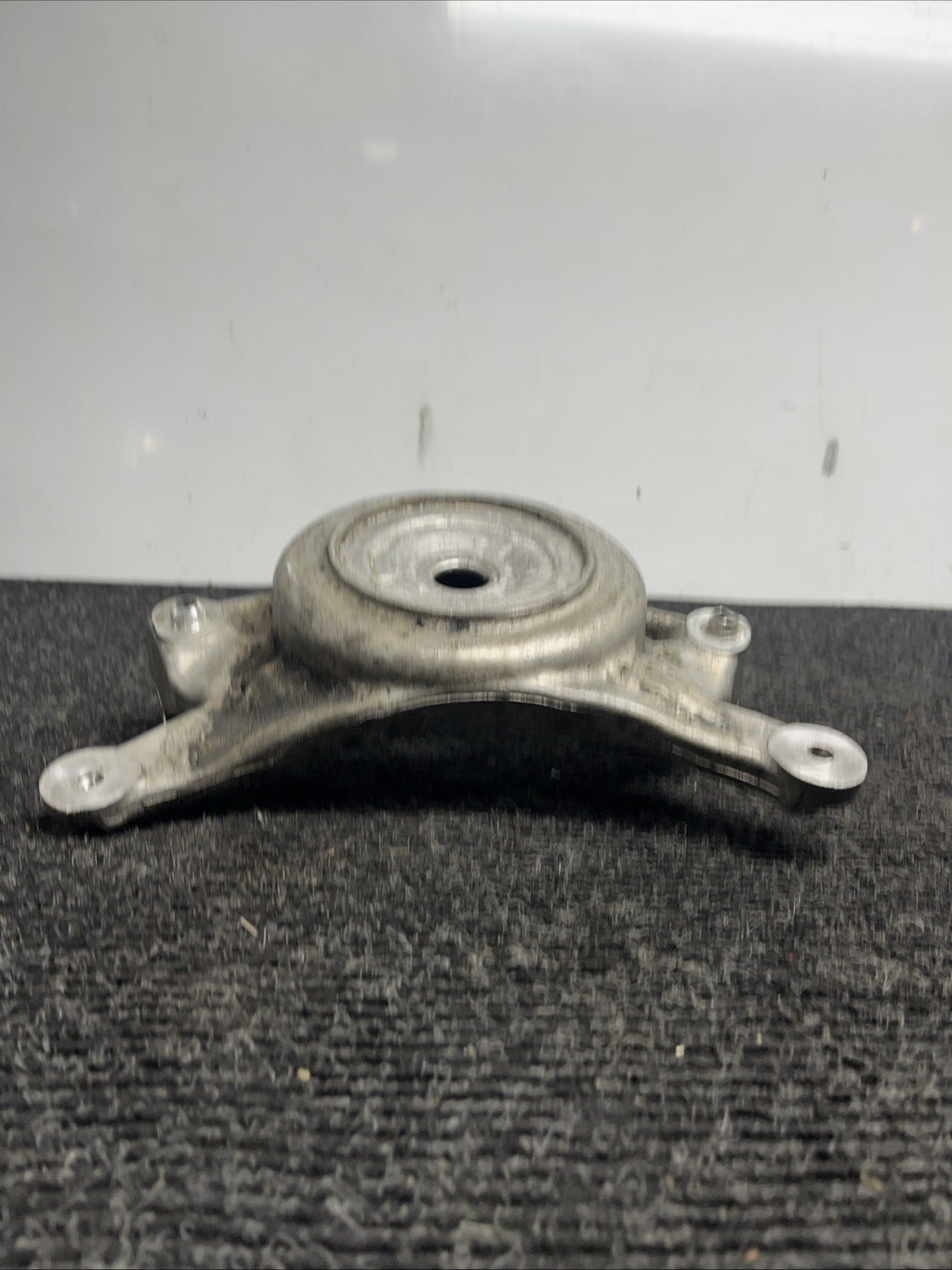 ☑️ 2009-2017 AUDI Q5 SQ5 - Front Strut Mount 8K0412383F