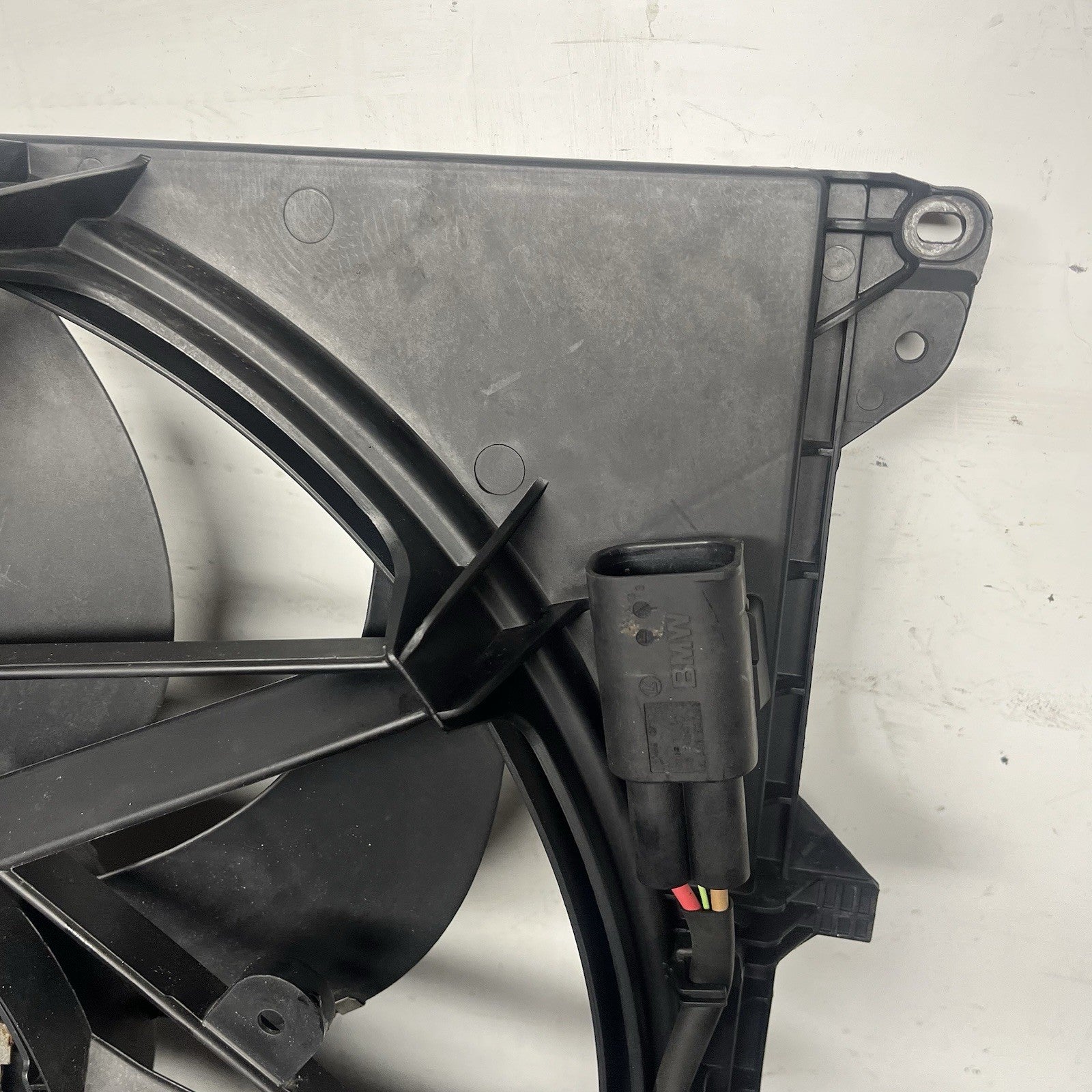 ☑️ 2011-2014 BMW F25 X3 XDRIVE35I N55 ENGINE RADIATOR COOLING FAN ASSEMBLY OEM