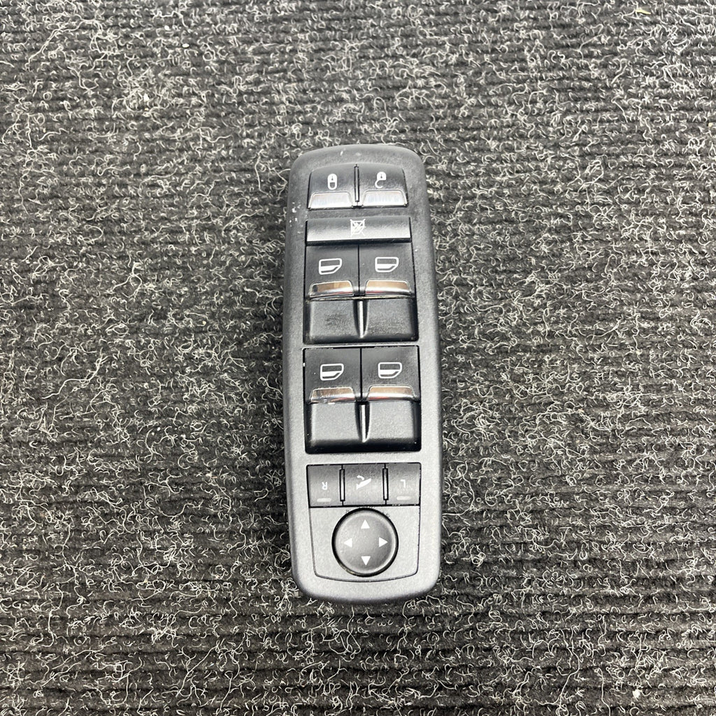 ☑️ 14-24 Maserati Ghibli Front Left Door Window Switch Control Module OEM