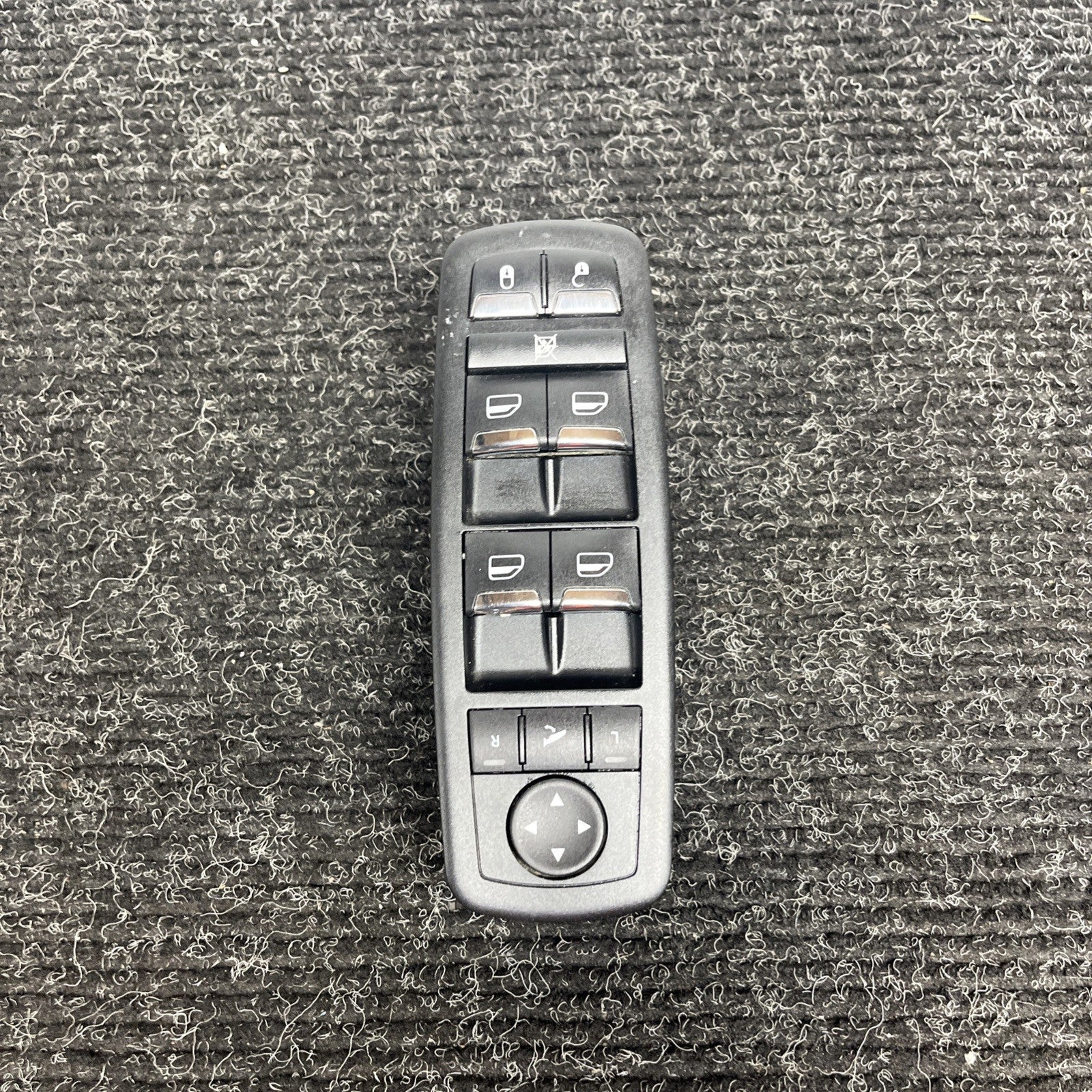 ☑️ 14-24 Maserati Ghibli Front Left Door Window Switch Control Module OEM