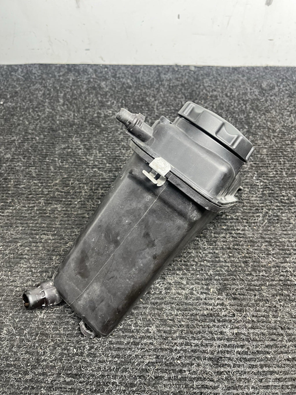 ☑️ 06-13 BMW E82 E88 E90 E92 E93 Radiator Expansion Tank Coolant Reservoir OEM