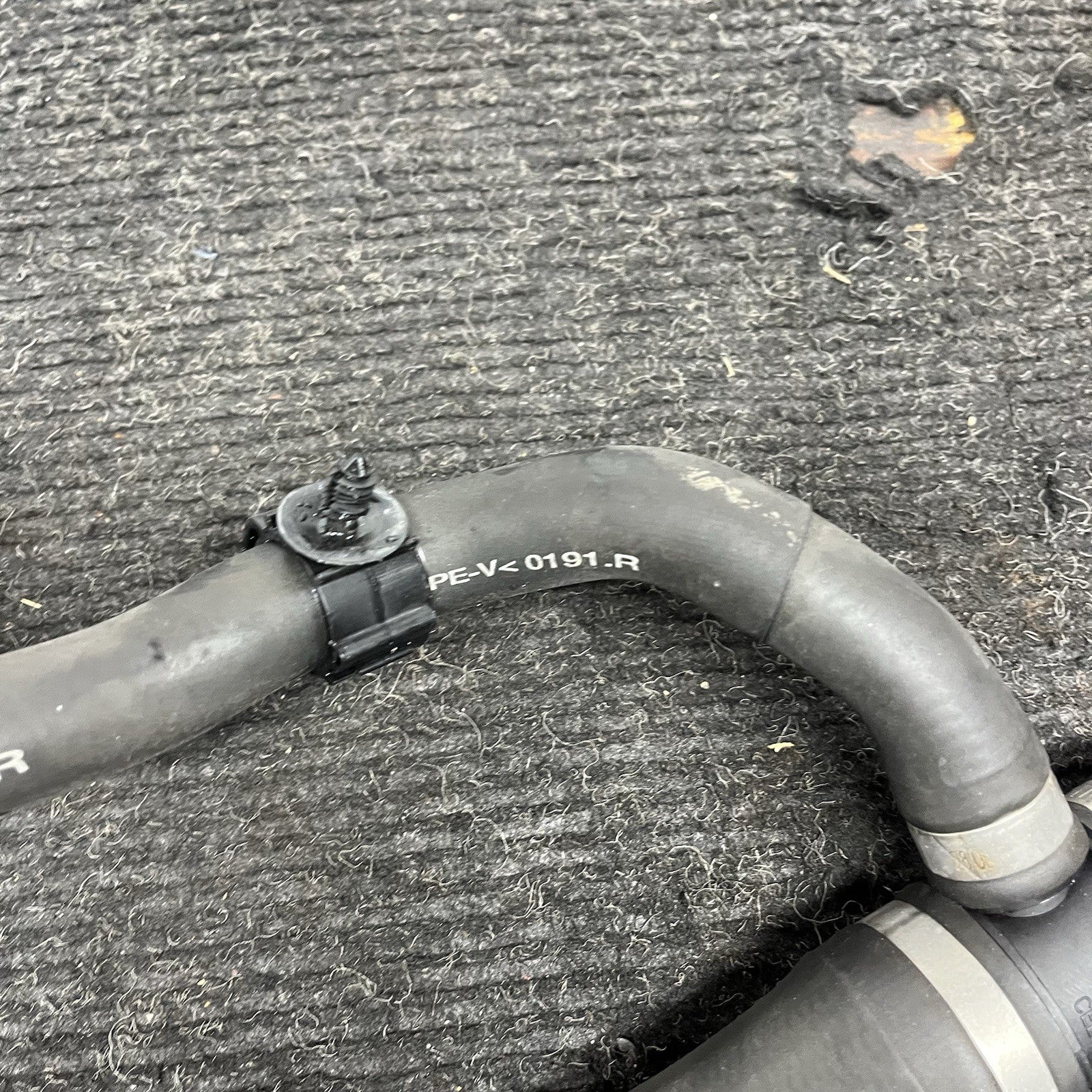☑️ 12-16 BMW F22 F30 F32 228i 328i Radiator Coolant Water Hose Pipe 7619256 OEM